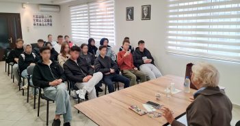 Diş Hekimliği Tanıtım Söyleşisi Gerçekleştirildi