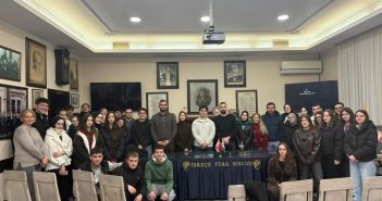 BATI TRAKYA AZINLIĞI YÜKSEK TAHSİLLİLER DERNEĞİ MESLEKİ TANITIM VE REHBERLİK KOLU İLE İSKEÇE TÜRK BİRLİĞİ GENÇLİK KOLU TIP BÖLÜMÜ TANITIM PROGRAMI DÜZENLEDİ